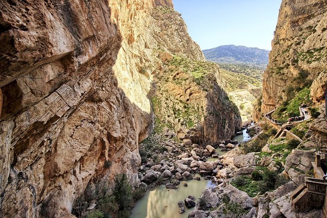 El Caminito del Rey Path - The 9:00 AM Day Plan, and Why Timing Matters