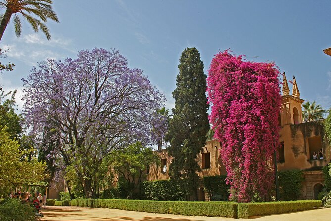 Exclusive Alcazar with breakfast or afternoon coffee in gardens - Price and Time: what $350.53 buys you in Seville