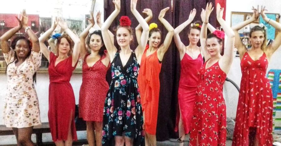 Flamenco Dance Lesson: 60-Minute Class in Seville - Why a 60-minute flamenco lesson in Seville feels like more than a class