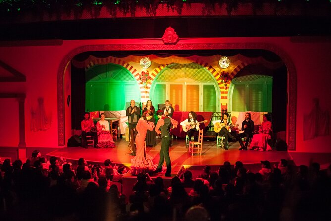 Flamenco Show and Dinner in Seville - Who should book this flamenco dinner night (and who should think twice)