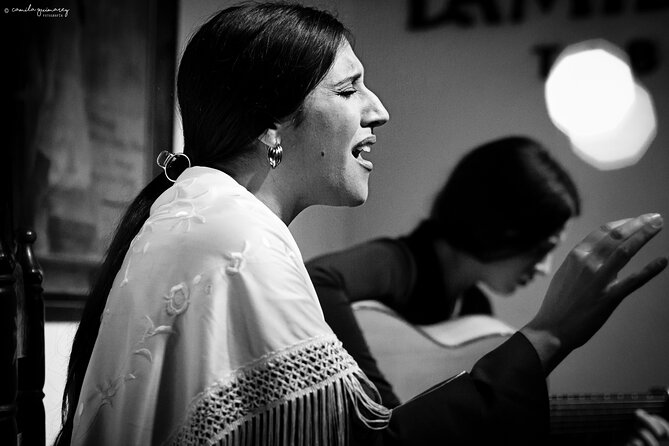 Flamenco Show in Seville at Bar and Tapas - The One-Stop Itinerary at La Milonga Tablao