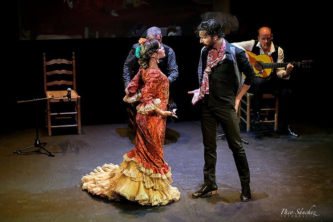 Flamenco Show Tickets to the Triana Flamenco Theater - Inside the theater: a no-interruption tablao with an “up close” feel