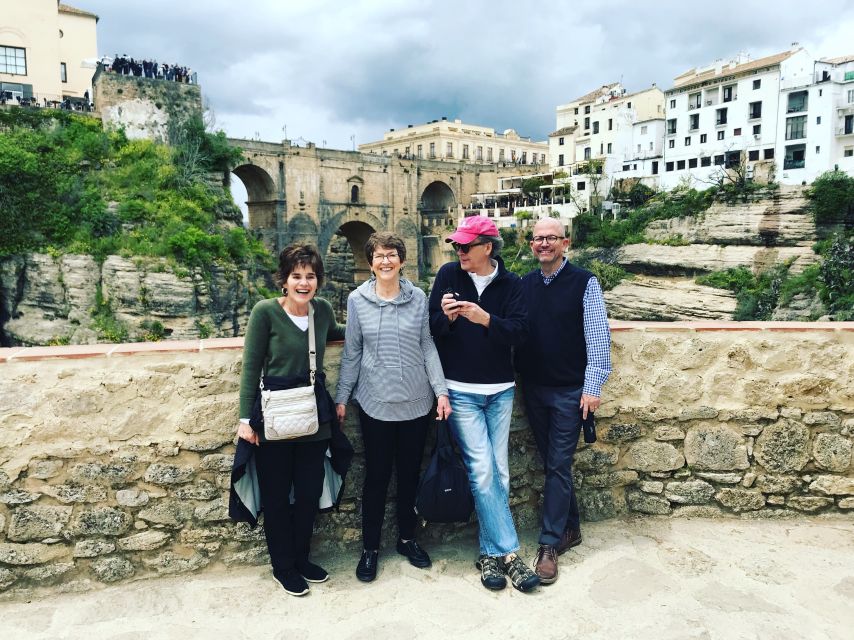 From Malaga or Marbella: Ronda Private Day Trip - Lunch and free time: how to use your 2.5 hours well