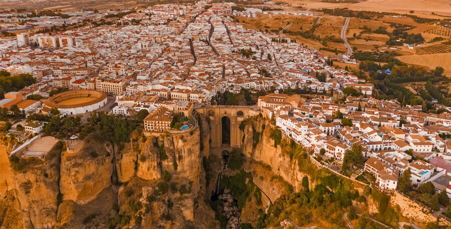 From Malaga: Ronda and Setenil Tour with Scenic Train - The Itinerary Rhythm: What Each Stop Actually Feels Like