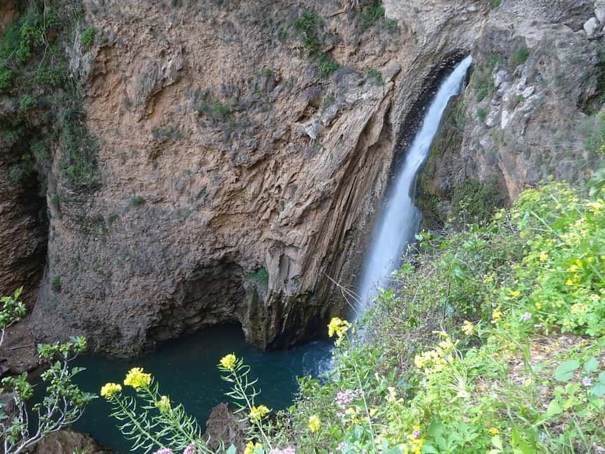 From Malaga: Ronda y Setenil de la Bodegas Day Trip by coach - The Ronda break: how to use your 4 hours well