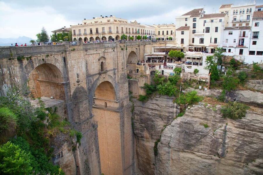 From Malaga: Ronda y Setenil de la Bodegas Day Trip by coach - Should you book the Malaga to Ronda and Setenil day trip?