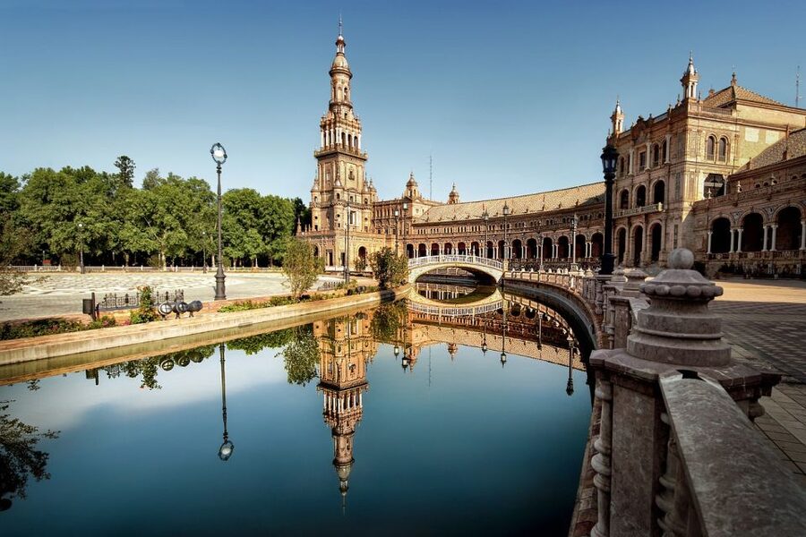 From Malaga: Seville Day Trip and Optional Monument Tickets - What to Pack (So You Enjoy It Instead of Counting Pain)