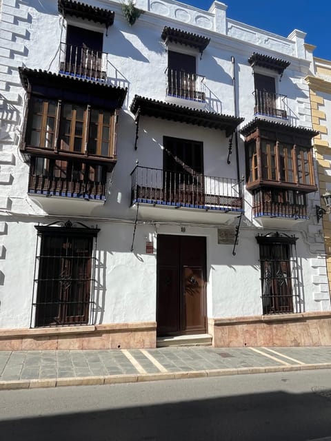 From Nerja/Almunecar: Ronda Day Trip with Hotel Pickup - The Old Town Walk: Palaces, Churches, and the Parts That Still Show the Past