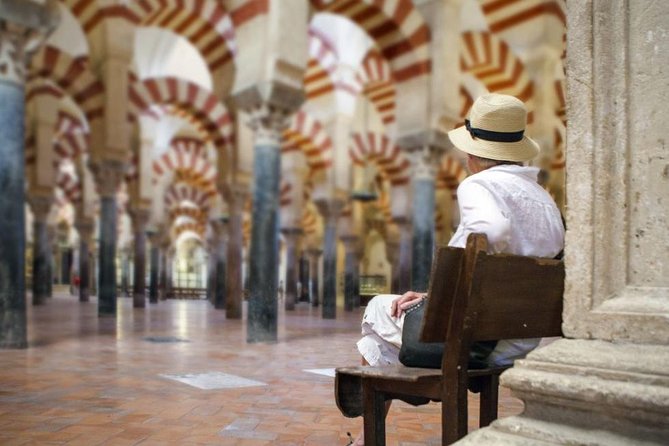 From Seville: Cordoba and Mosque-Cathedral Skip the Line - La Judería and the synagogue: more than a pretty neighborhood