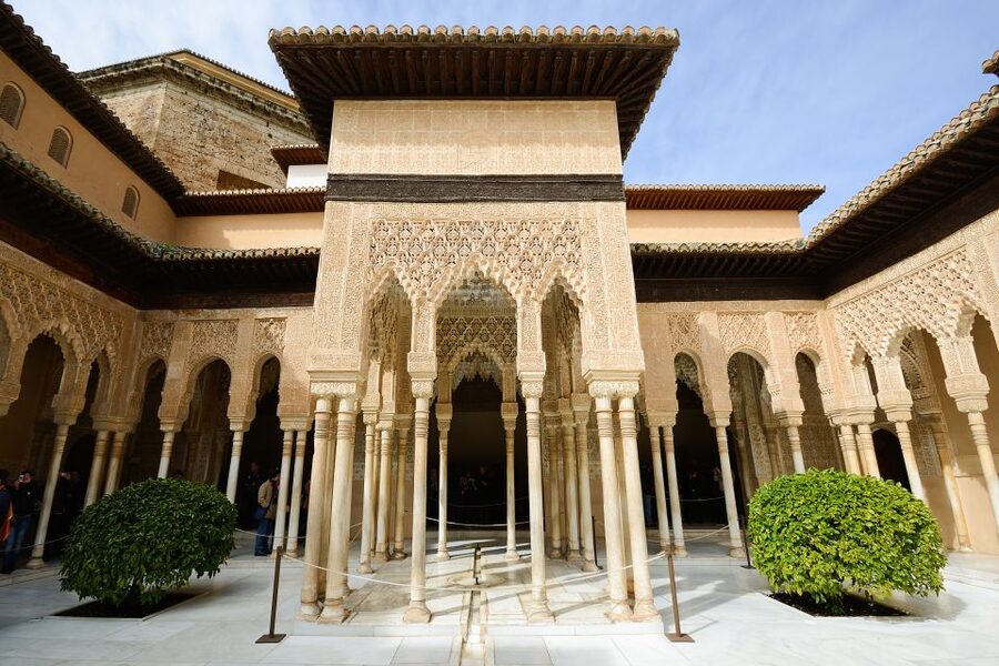 From Seville: Granada & Alhambra Tour with Optional Ticket - Your lunch plan, snacks, and the reality of food not included