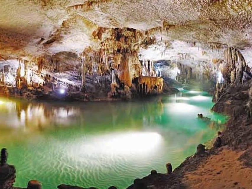 From Seville: Iberian Ham Full-Day Tour to Aracena - Lunch in Aracena: keep your expectations flexible, and save room for the cave