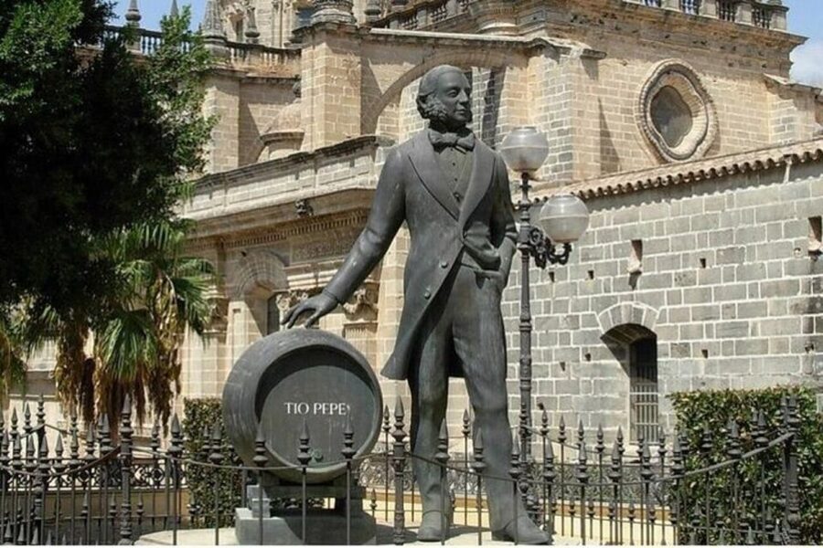 From Seville: Jerez and Cadiz Day Trip - From Seville to Jerez: the wine stop that sets the tone