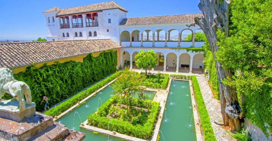 From Seville: Private Granada Day-Trip with Alhambra Visit - How Seville to Granada turns into one smooth long day