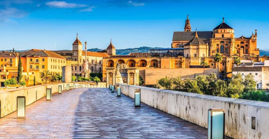 From Seville: Private or Group Full-Day Cordoba Tour - Entering the Mosque-Cathedral of Córdoba, and why it feels unreal
