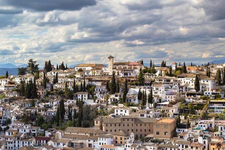 From Seville: Private Transfer to Granada and Córdoba Tour - Key things that make this Seville to Granada via Córdoba day work