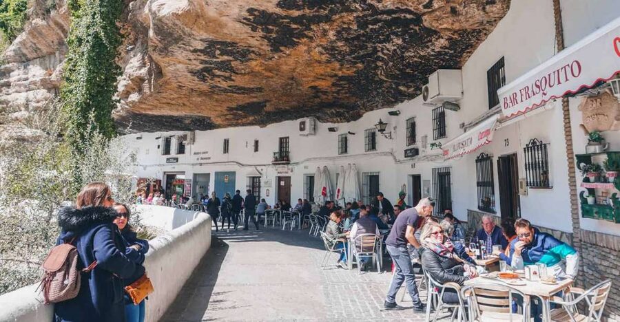 From Seville: Ronda and Setenil de Las Bodegas Private Tour - Setenil de Las Bodegas: the cliffside village that makes you slow down