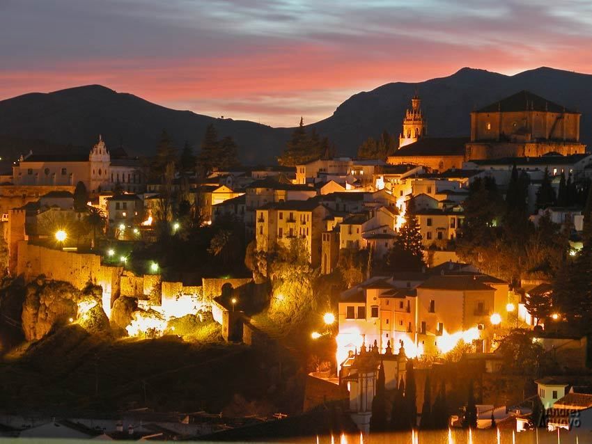 From Seville: White Villages and Ronda Full-Day Trip - Grazalema in One Hour: Nature Break Time
