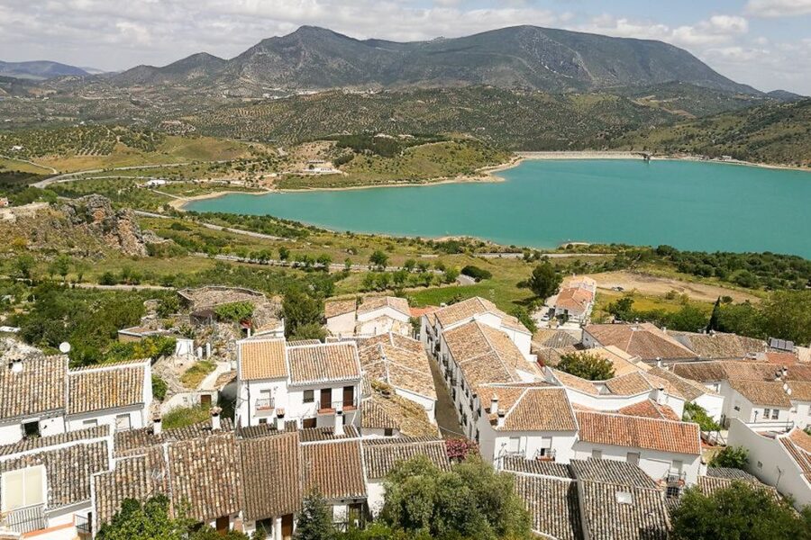 From Seville: White Villages and Ronda Tour - What to pack and how to pace yourself for the Andalusian heat