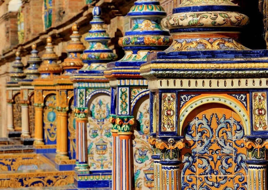 From Seville: White villages & Ronda day trip - Guides and group size: why Daniel and Stella seem to get it right