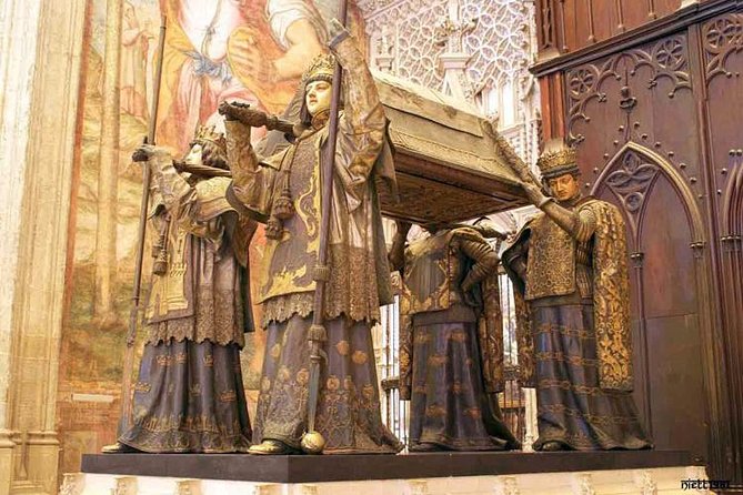 Full Day Seville Tour with tickets (optional Tapas & Flamenco) - Starting at La Giralda, Then Getting Cathedral and Alcázar Right