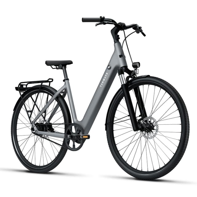 GERMAN SPEAKING E-BIKE TOUR (MOTHER TONGUE) | SEVILLE - Service That Went Beyond the Script, and Why You Should Care