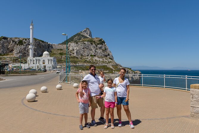 Gibraltar Inside Out Intermediate Tour 3.30hrs - Upper Rock Nature Reserve and the Barbary macaque feeding station