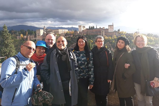 Granada Day Trip: Alhambra & Nazaries Palaces from Seville - Granada Street Time and Albaicín Views: Useful, But Watch the Clock