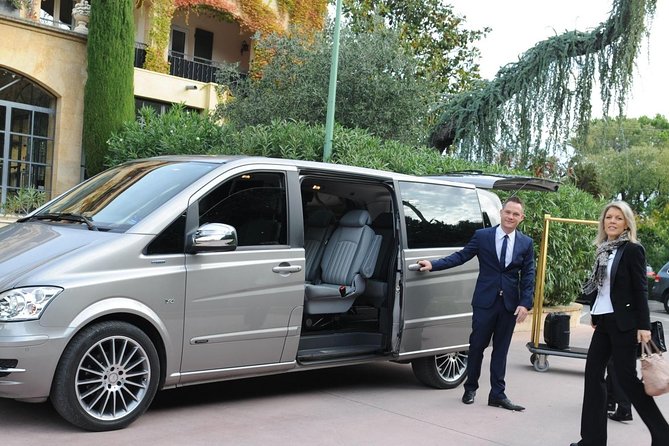 Granada to Seville Private Transfer - Arrival in Seville: Drop-Off Right at Your Hotel