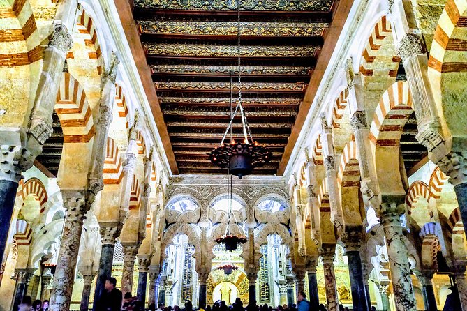 Guided Tour Jewish Quarter and Mosque-Cathedral of Córdoba with tickets - Starting at Torre de la Paloma: what La Juderia gives you