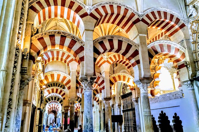 Guided Tour Jewish Quarter and Mosque-Cathedral of Córdoba with tickets - Tickets, audio system, and the pacing you are signing up for