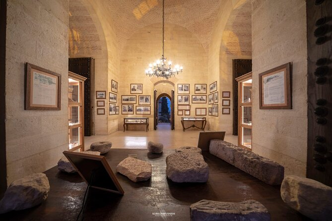Guided tour of Almodovar Castle, entrance fee included - Stop: Castillo De Almodóvar del Río, told like a living place