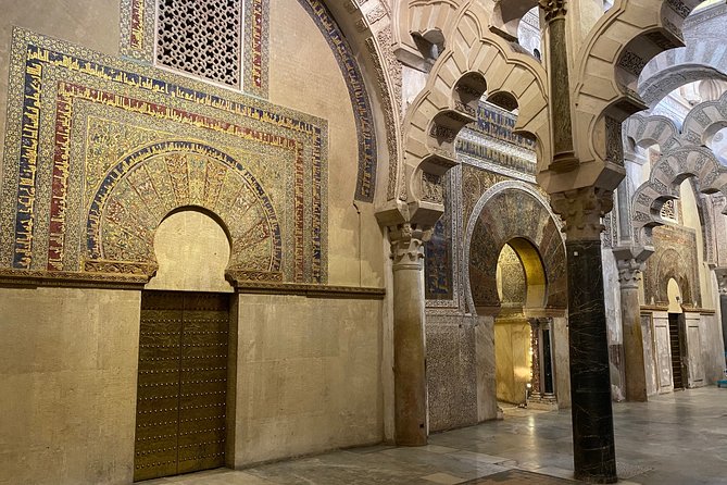 Guided tour of the Mosque-Cathedral in Private tickets included - Who should book this tour (and who might skip it)