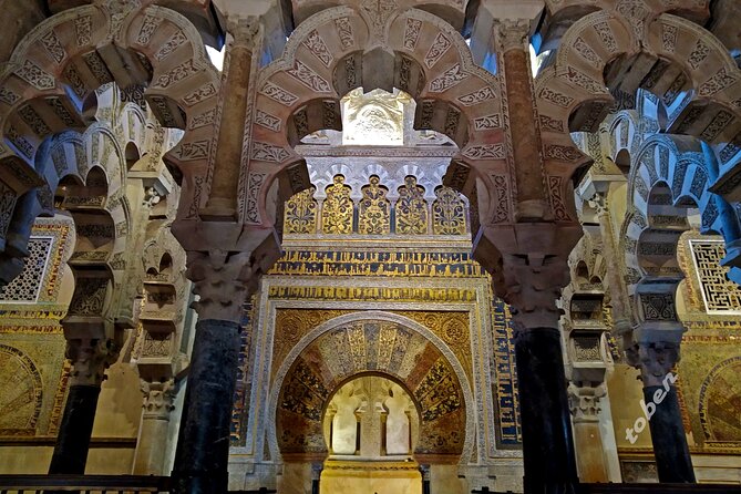 Guided tour of the Mosque-Cathedral of Cordoba in Spanish - Later Gothic, Renaissance, and Baroque additions: why the changes aren’t just decoration