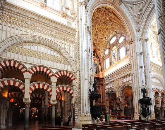 Guided tour of the Mosque with entrance included - Key highlights at the Mezquita-Catedral in Córdoba