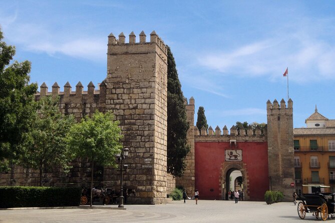 Horse and Carriage Sightseeing Tour in Seville - Value check for $31: what you actually get for the money