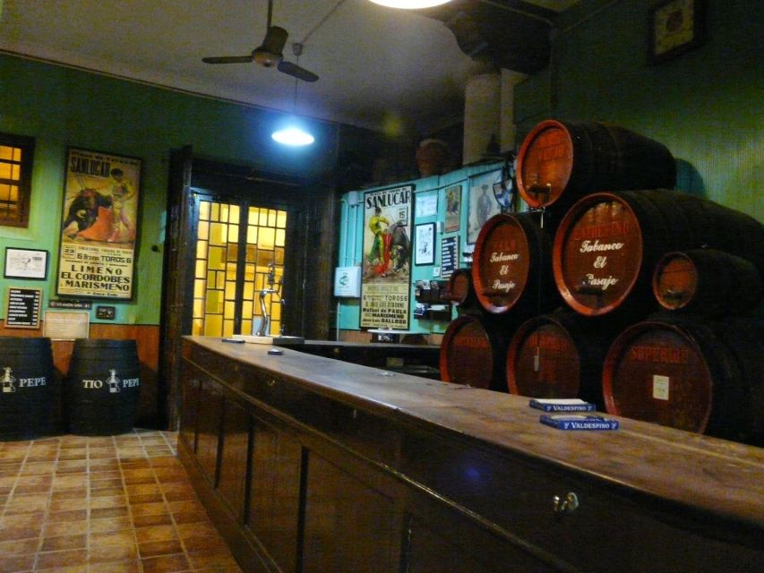 Jerez: Traditional Tapas Tour - The 2-hour route: three tabancos, three tapas, no wasted time