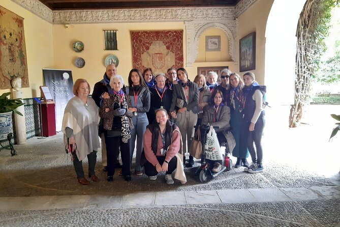Las Dueñas Palace Guided Tour in Seville with Entrance Included - Las Dueñas Palace in Seville: Mudejar meets Renaissance, in 75 minutes