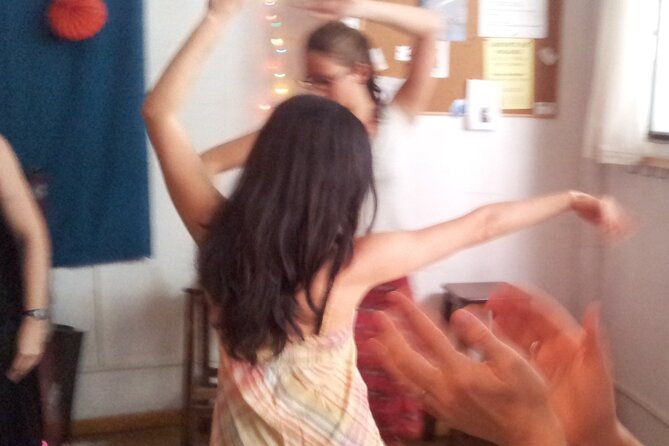 Learn to Dance Flamenco from Zero: Fun Beginners' Dance Class - Small Group Size in Practice: Up to 12 People