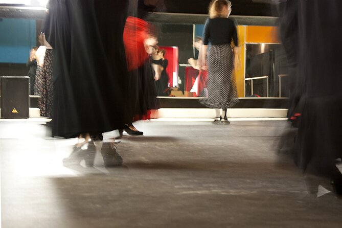 Learn to Dance Flamenco from Zero: Fun Beginners' Dance Class - What to Wear and Bring (So You Enjoy It)