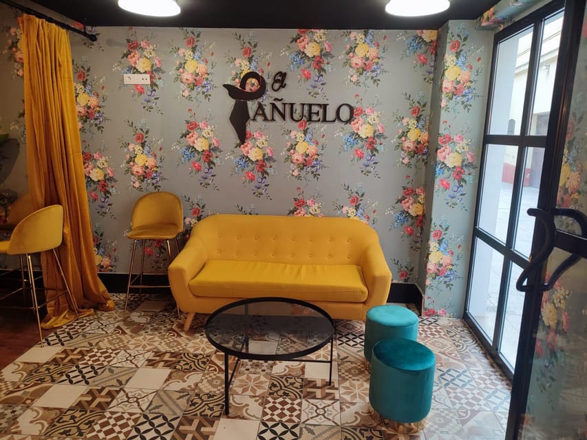 Live flamenco + tasting - Where to meet on San Felipe Street, and how to plan your evening