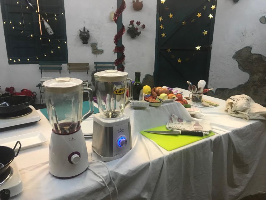 Local cooking class in Cordoba. Hands on: Salmorejo - Juan’s Andalusian stories you can connect to your bowl