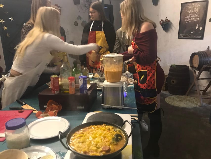 Local cooking class in Cordoba. Hands on: Salmorejo - Who this is best for