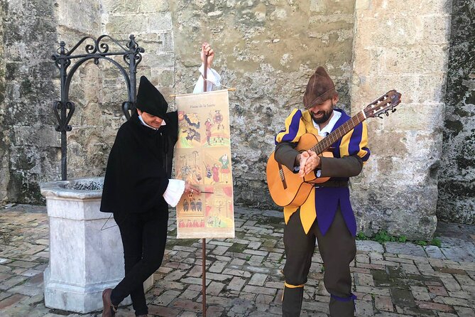 Marimantas. Private guided and sung tour. Vejer of Legends. - Meet at Plaza de España, then step into a guided narrative