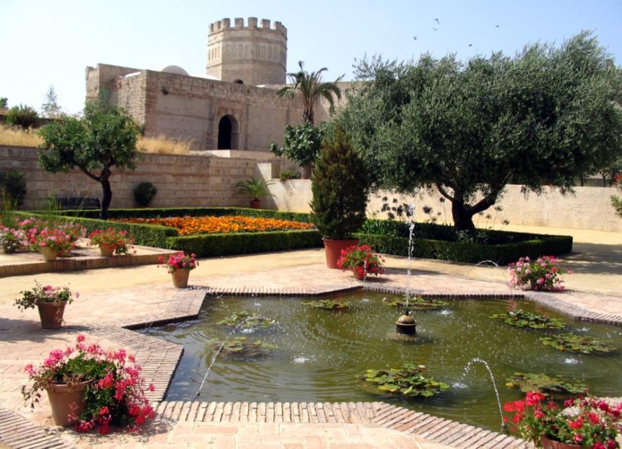 Monumental Jerez Guided Tour - Practical Tips: Shoes, Water, and the No-Shorts Rule