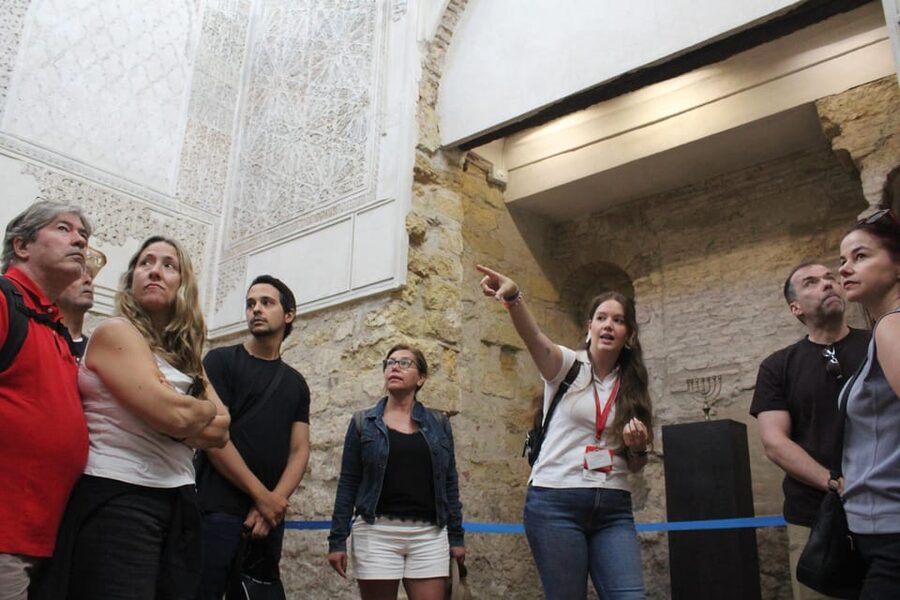 Mosque-Cathedral of Cordoba and Jewish Quarter Tour - Mosque-Cathedral in One Breath: Why a Historian Matters