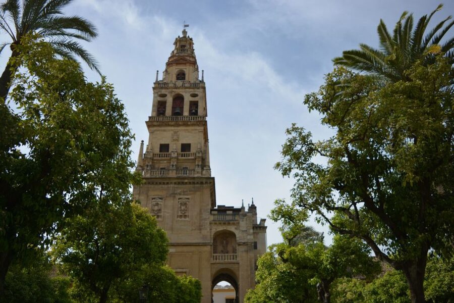 Mosque-Cathedral Small Group Guided Tour - Cathedral Details You Should Look For: Baroque Altarpiece and Mahogany Stalls