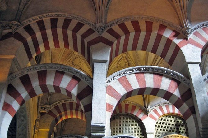 Mosque of Cordoba Private Tour in English Ticket included - Inside the Mezquita Cathedral: How the Tour Shapes Your Looking