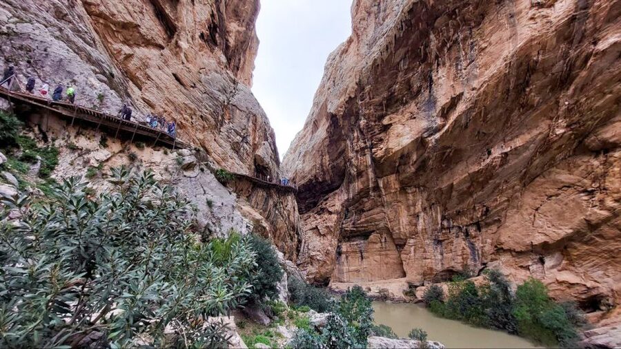 Nerja, Torrox, or Torre del Mar: Caminito del Rey Day Trip - Walking the 7 kilometers: pace, views, and where you’ll spend your time