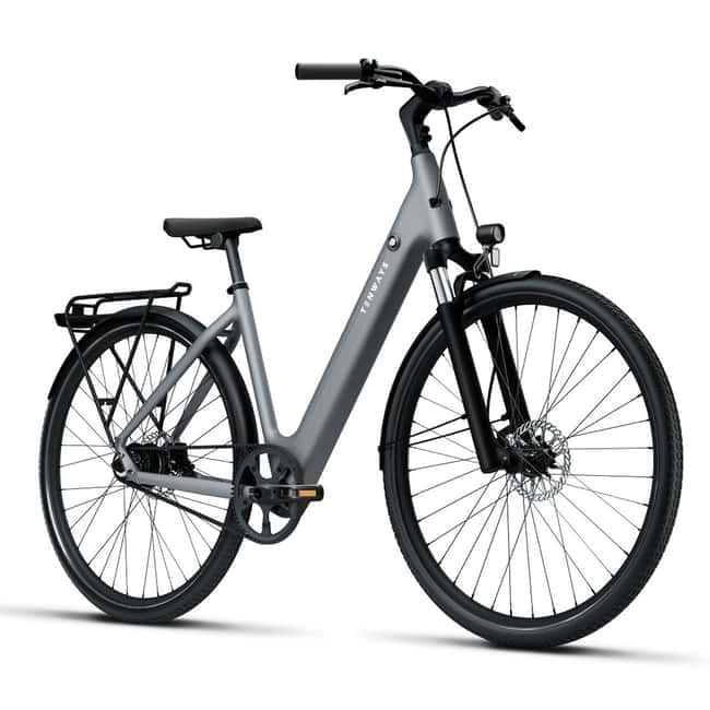 NOSIESTA | Guided E-Bike Tour Sevilla | ENGLISH (NATIVE) - Guides and the small extras that make the ride feel personal