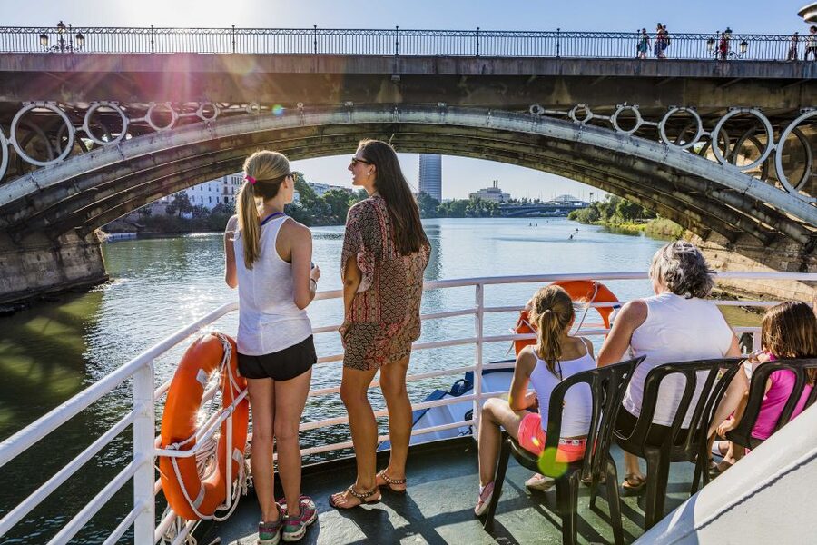 Panoramic Guadalquivir Cruise + Flamenco Show & Walking tour - Key things to know before you go